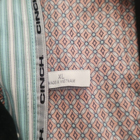 Cinch Button Down - Picture 2 of 3